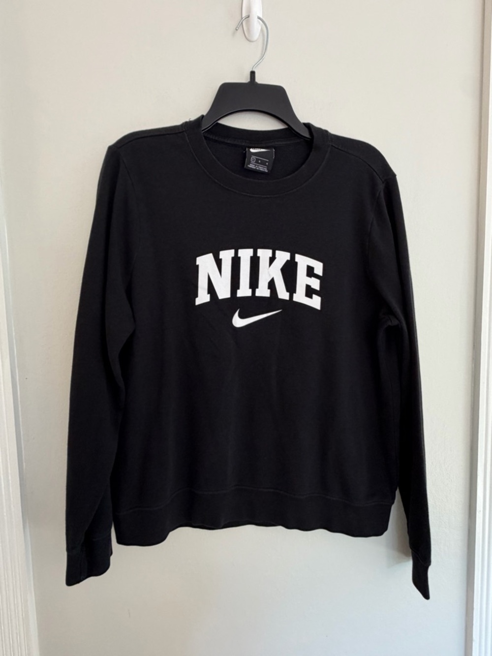 Nike Black Crewneck Sweatshirt - Womens size large